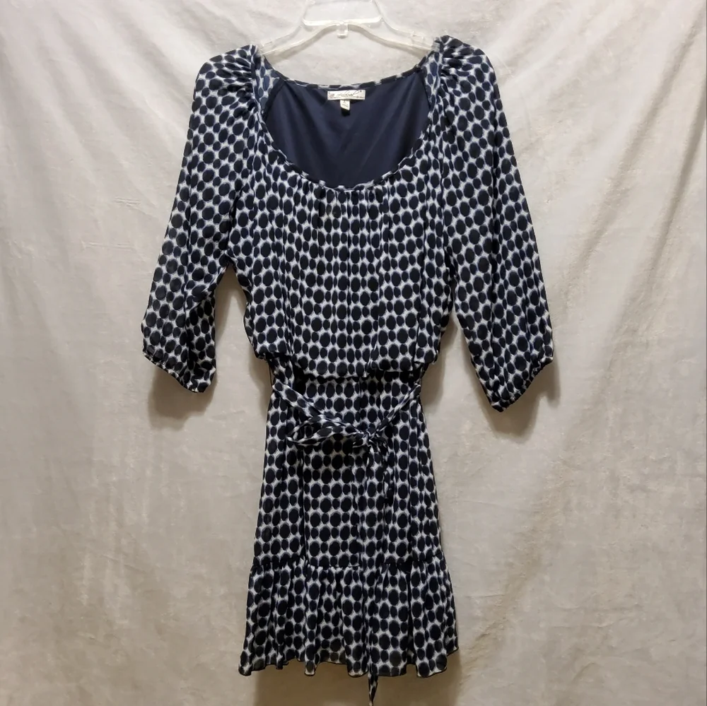 ACCLAIMED BLACK AND WHITE GEOMETRIC PRINT CIRCLE 3/4 SLEEVES SIZE L - Picture 1 of 7